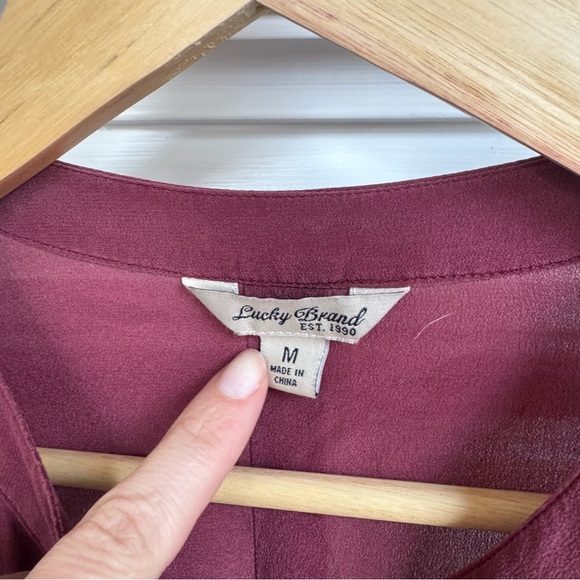 Lucky brand Maroon Silk Tunic Top Size Medium Business workwear - Picture 3 of 5